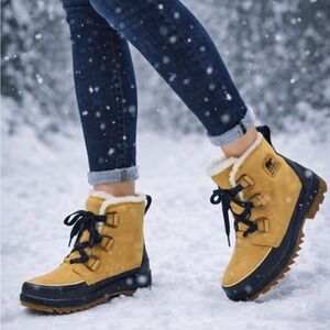 Sorel Yellow and Black Winter Boots